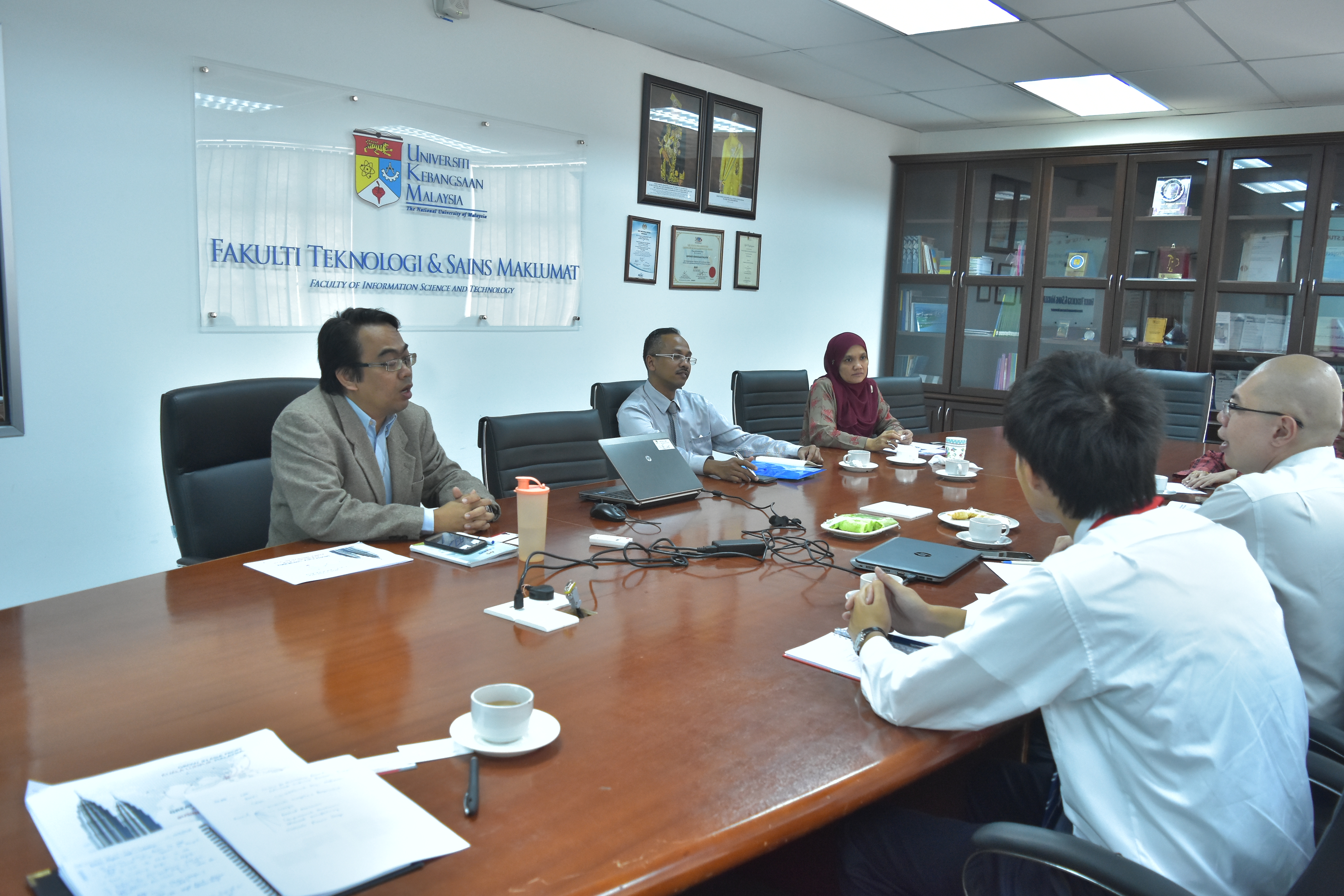 UKM 3066